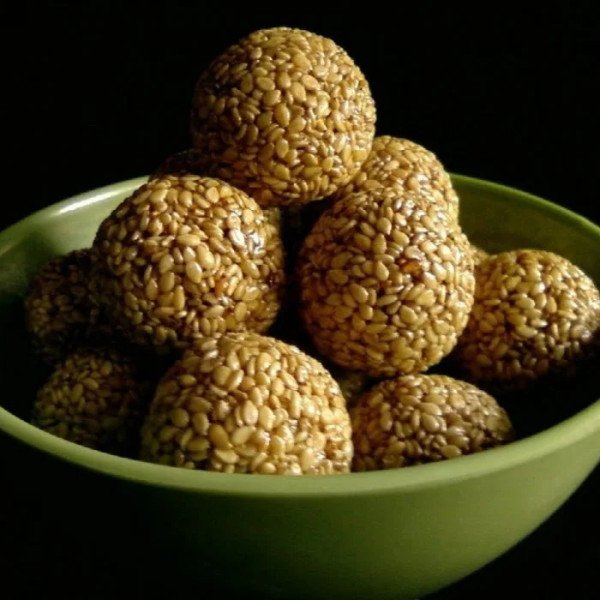 NUVVULA LADDU